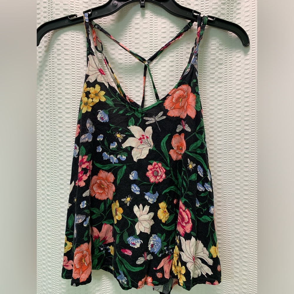 Hollister strappy back cami top.